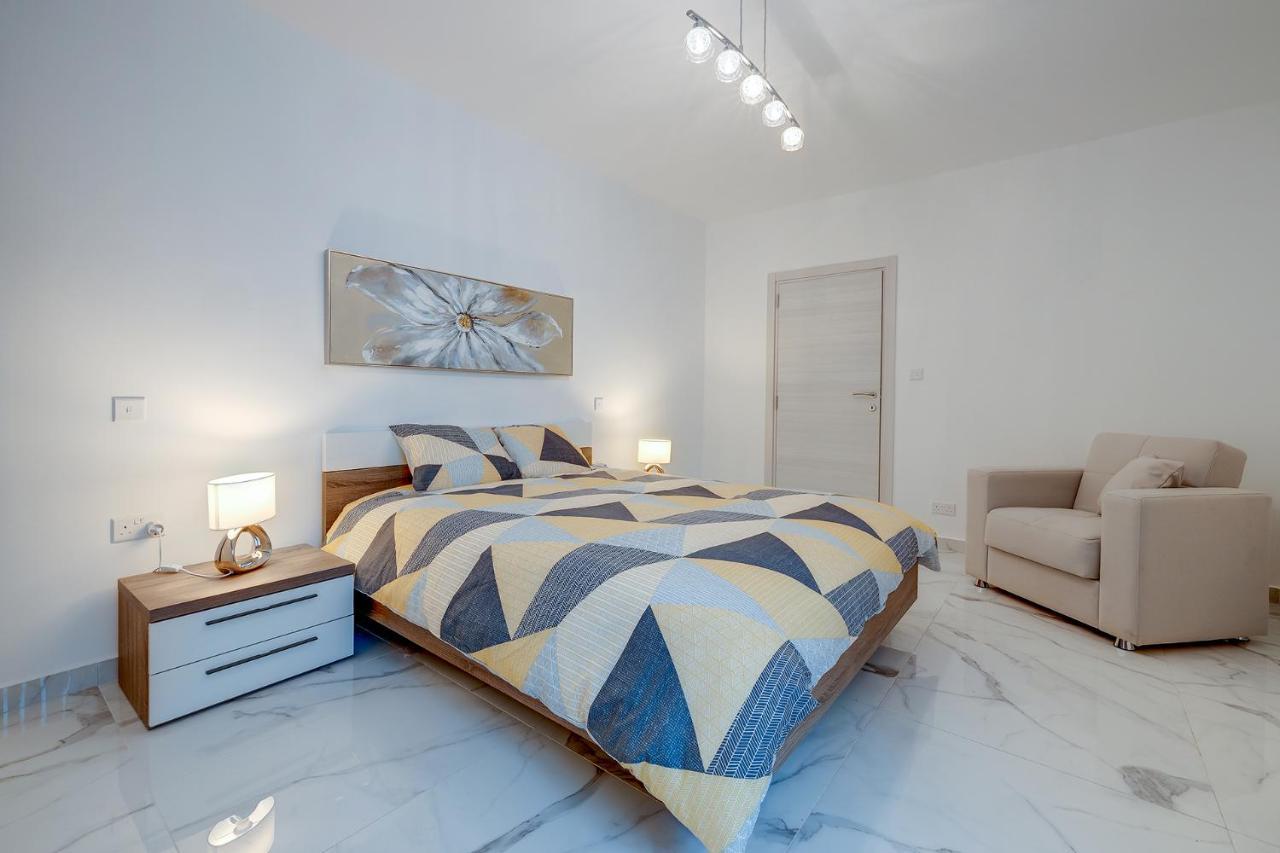 Stylish 2Br Apartment In Central St Julians Saint Julian's 外观 照片