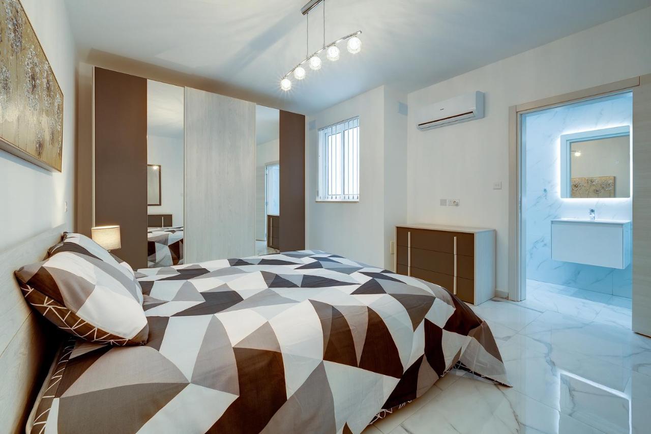 Stylish 2Br Apartment In Central St Julians Saint Julian's 外观 照片