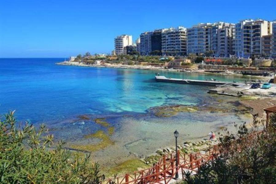 Stylish 2Br Apartment In Central St Julians Saint Julian's 外观 照片